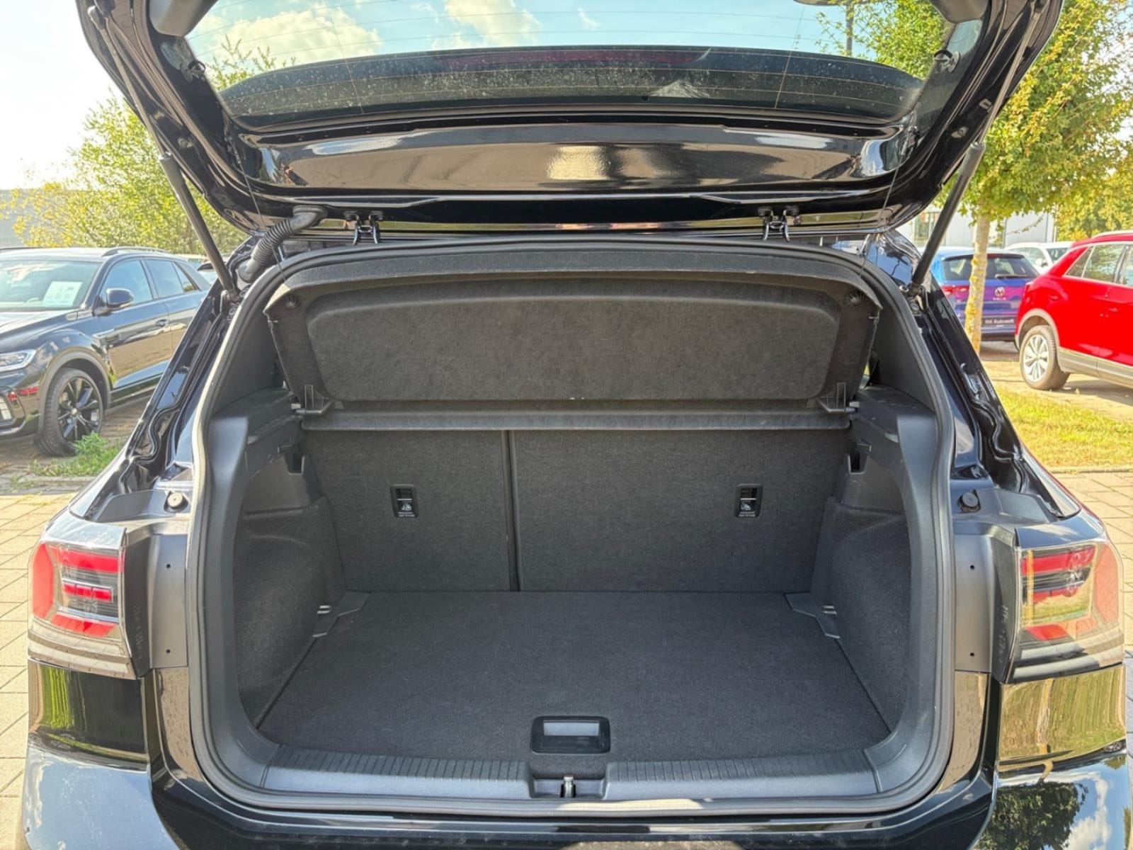 Volkswagen T-Cross – Bild 10