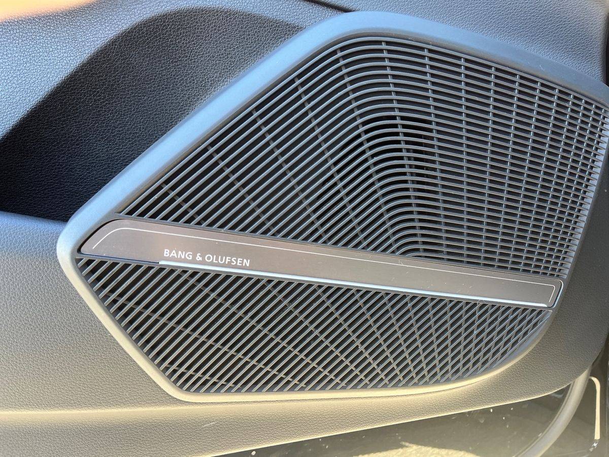 Image about Audi Q5 Sportback TFSI e S line 55 TFSI e quattro 270 kW (367 ch) S tronic