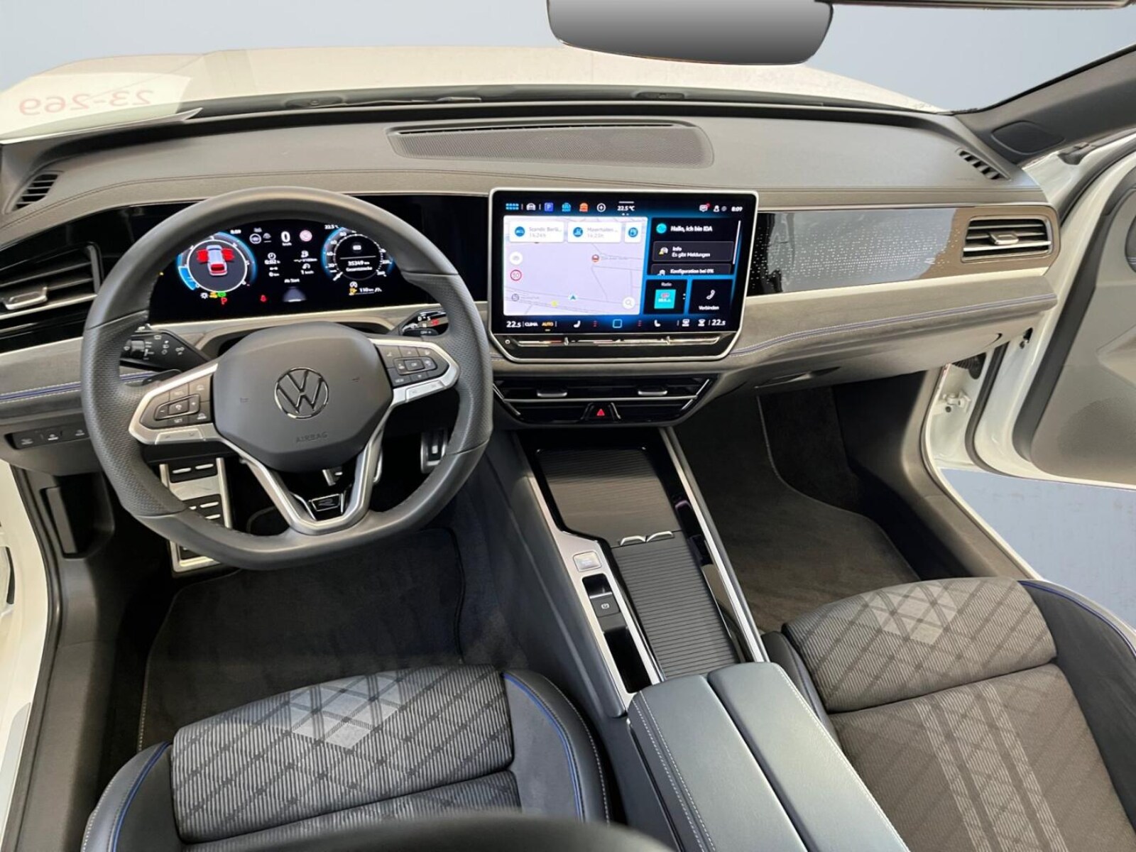 Volkswagen Passat – Bild 8