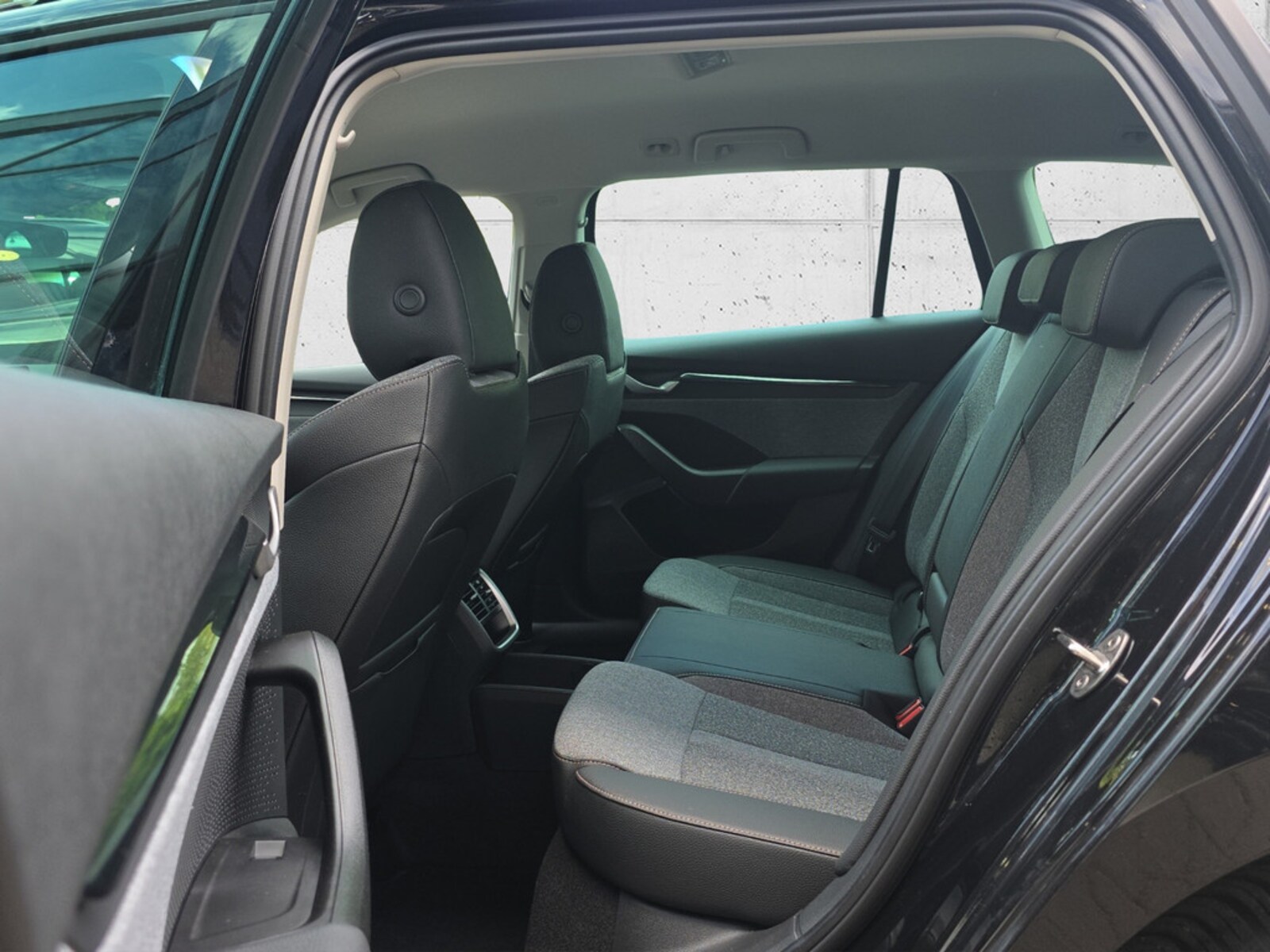 Škoda Octavia Combi – Bild 11
