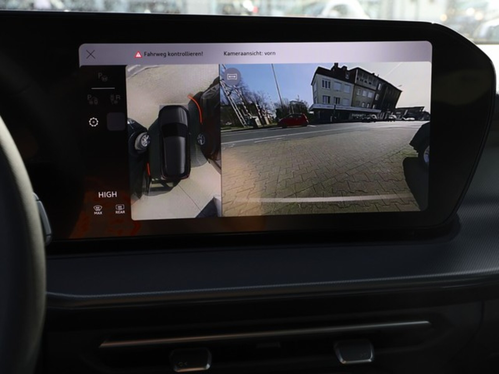 Audi Q3 – Bild 15