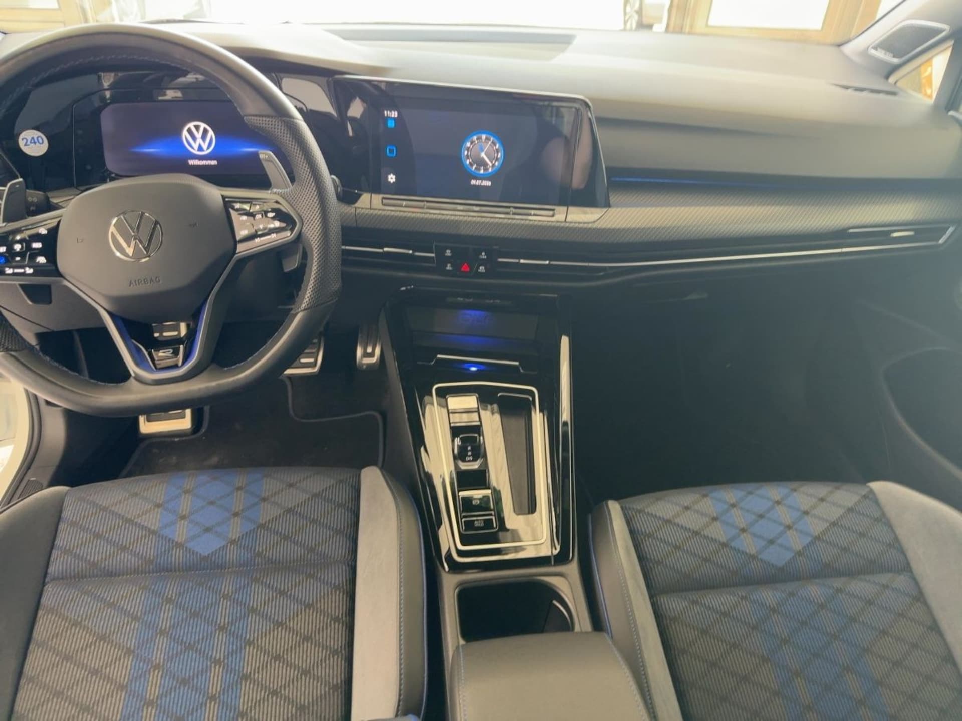 Volkswagen Golf R
