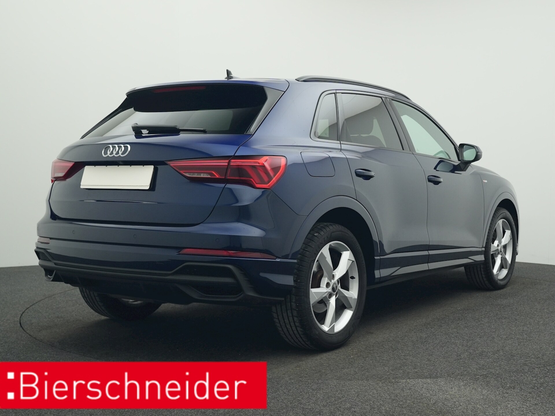Audi Q3 SUV S line