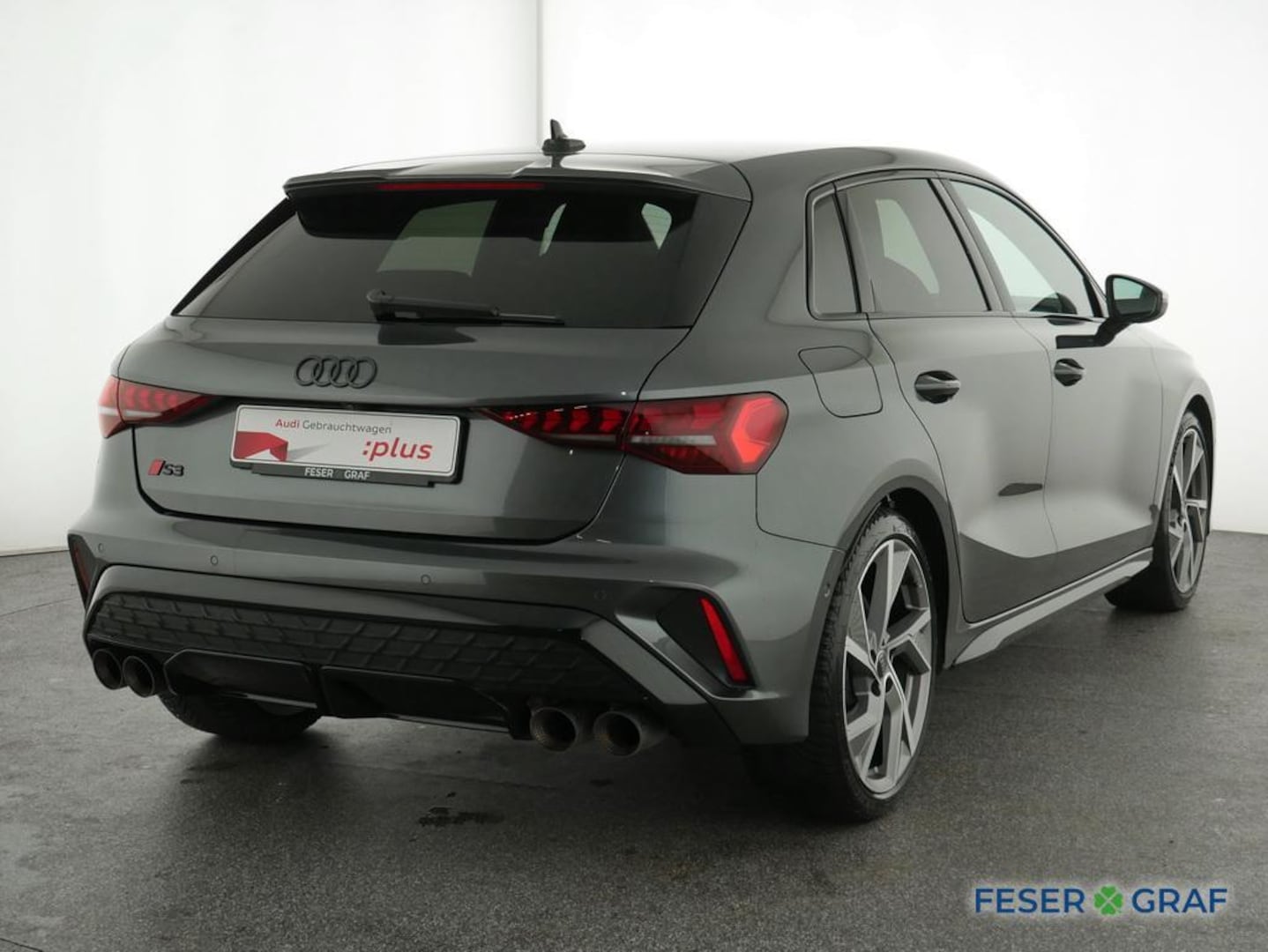 Bild über Audi S3 Sportback TFSI quattro S tronic - für weitere Informationen kontaktieren Sie den Audi Partner