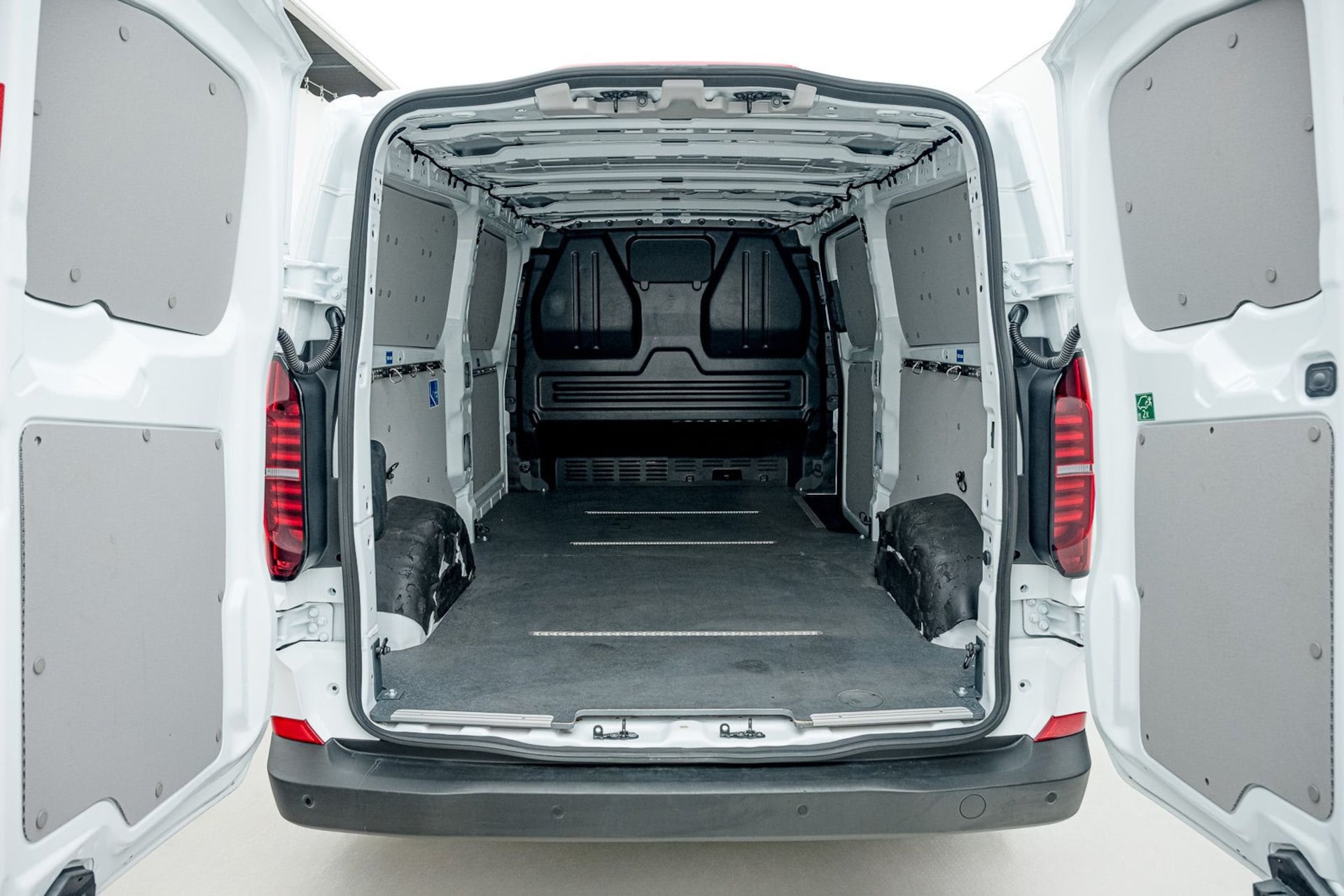 Volkswagen Transporter Kasten langer Radstand