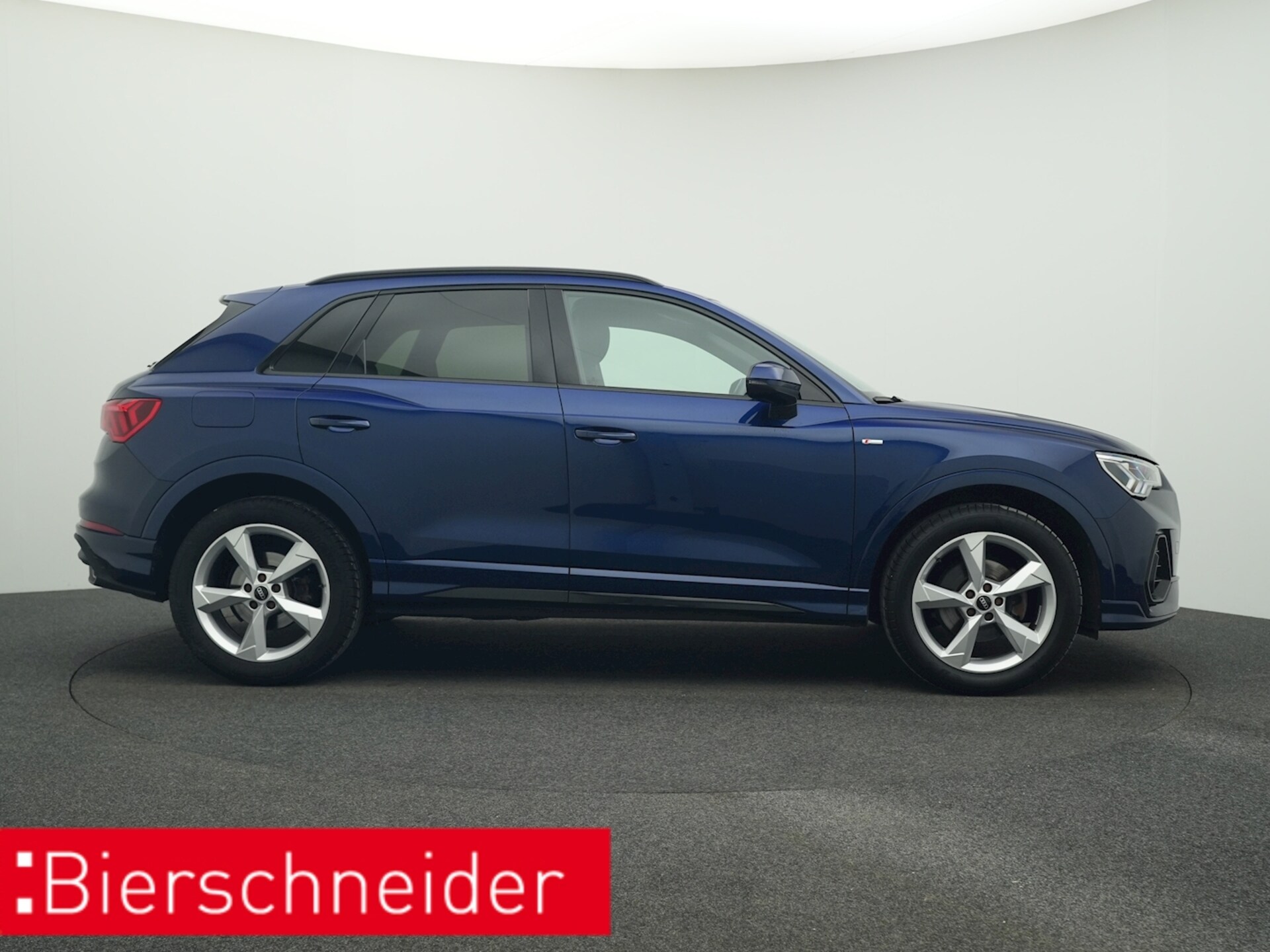 Audi Q3 SUV S line