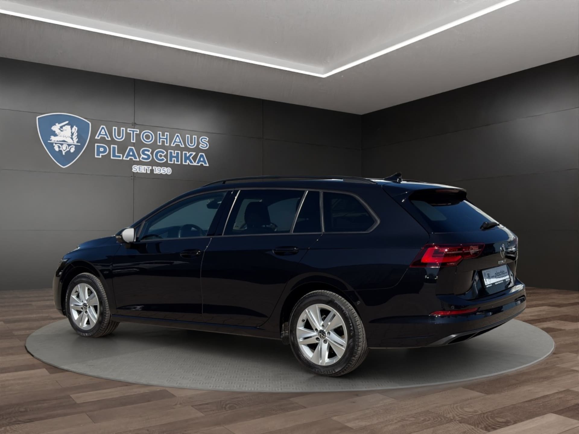 Volkswagen Golf Variant Life