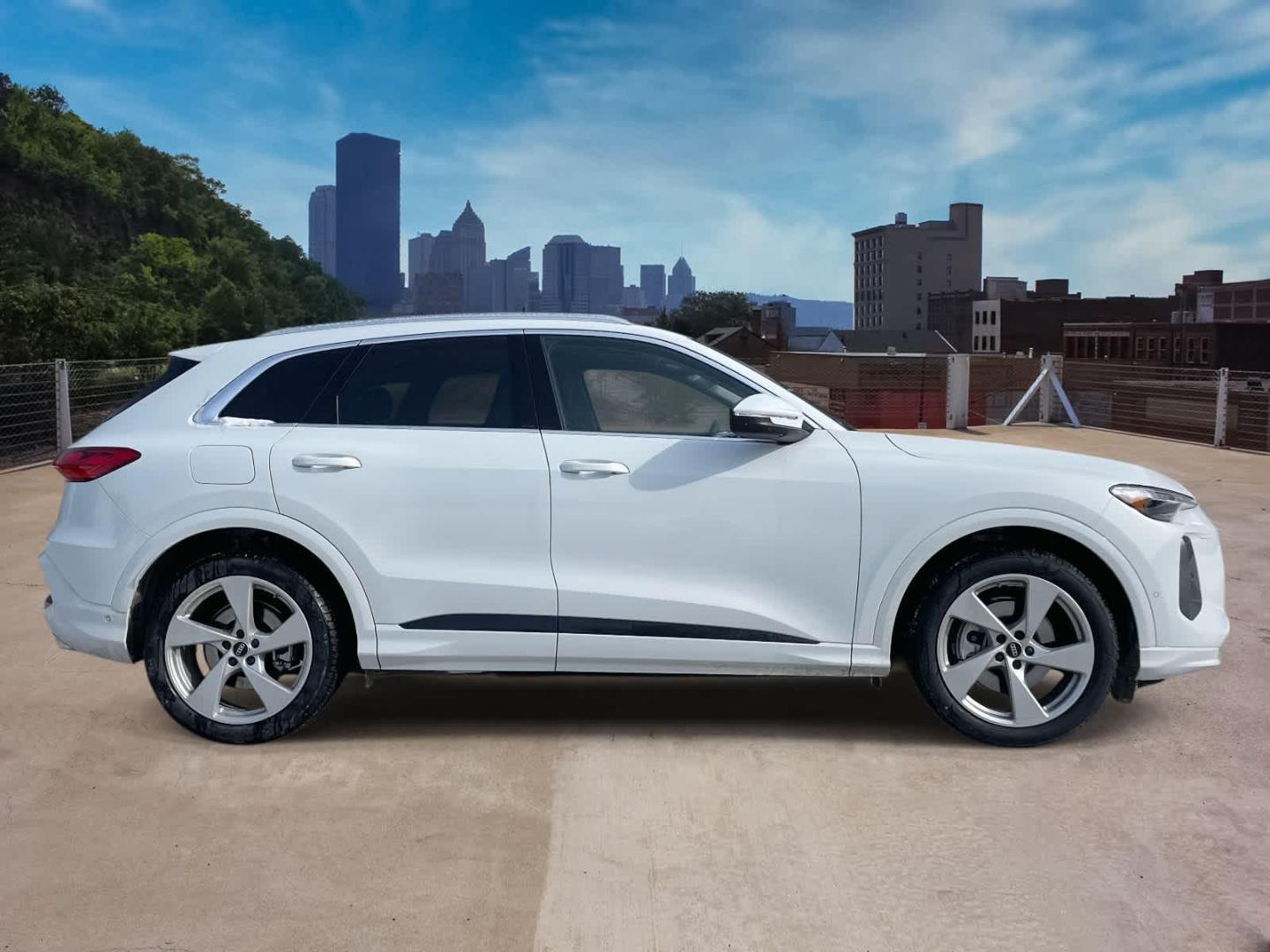 2025 Audi Q5 Prestige - Photo 2