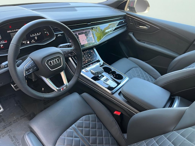 2026 Audi SQ8 Prestige - Photo 15