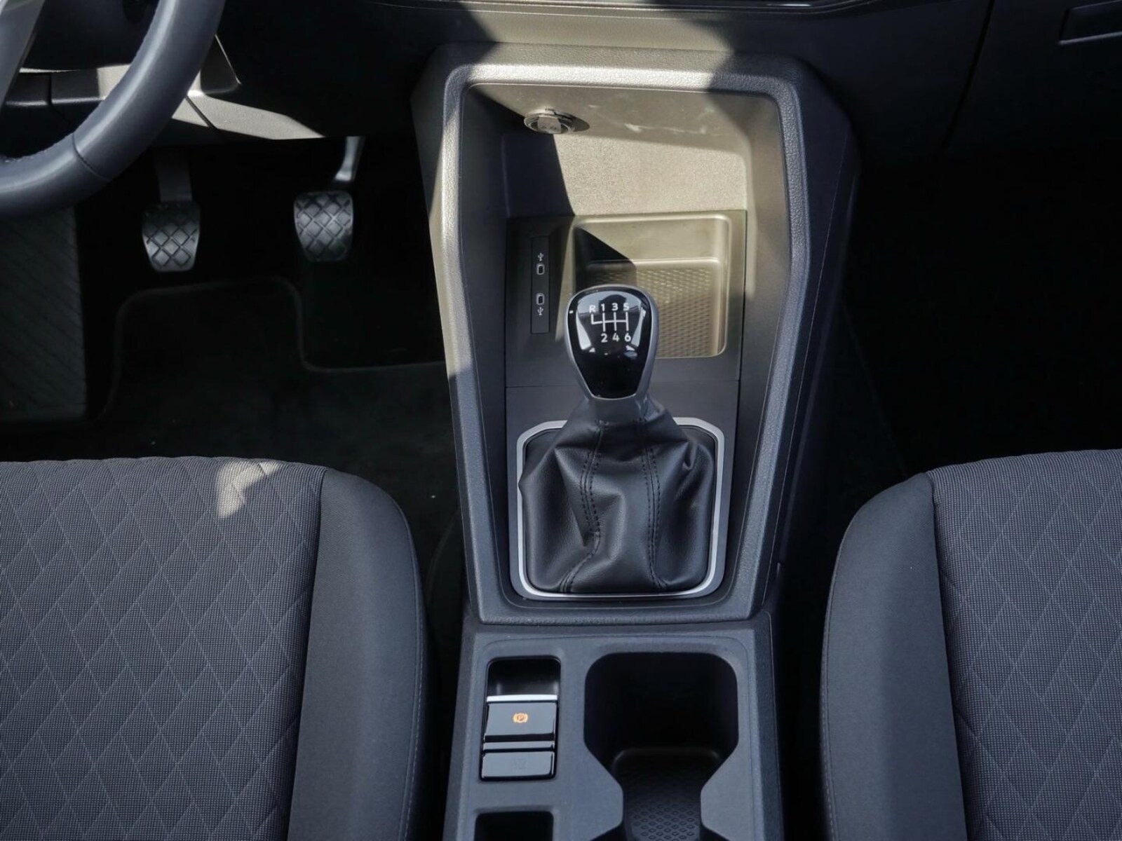 Volkswagen Caddy – Bild 7