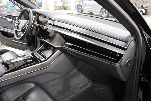 2026 Audi A8 Base - Photo 39