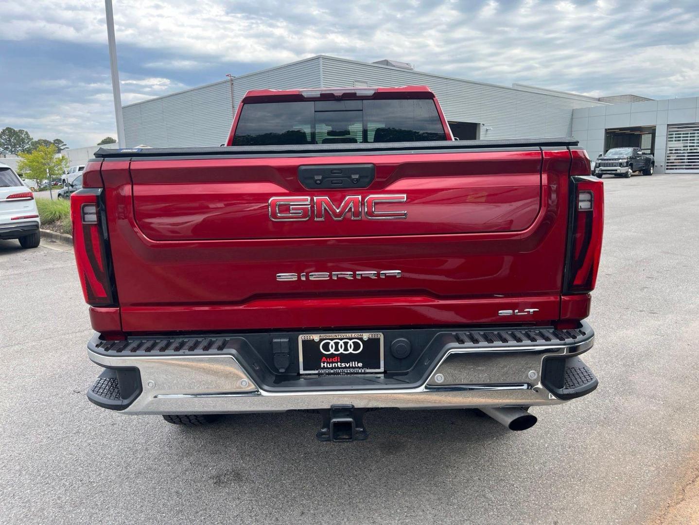 2024 GMC Sierra 2500HD SLT - Photo 7