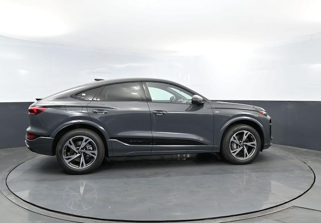2027 Audi Q6 Sportback e-tron