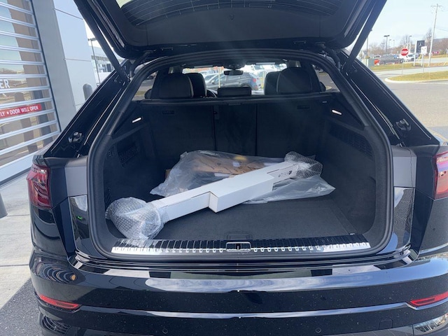 2026 Audi Q8 Premium Plus - Photo 25