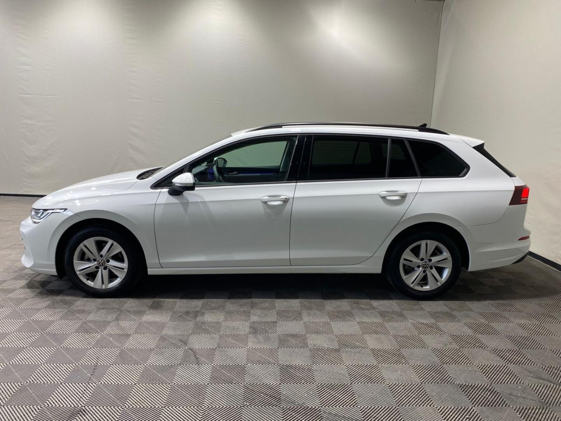 Volkswagen Golf Variant Life