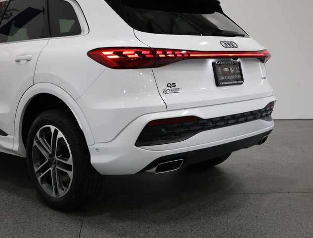 2025 Audi Q5 Premium - Photo 10