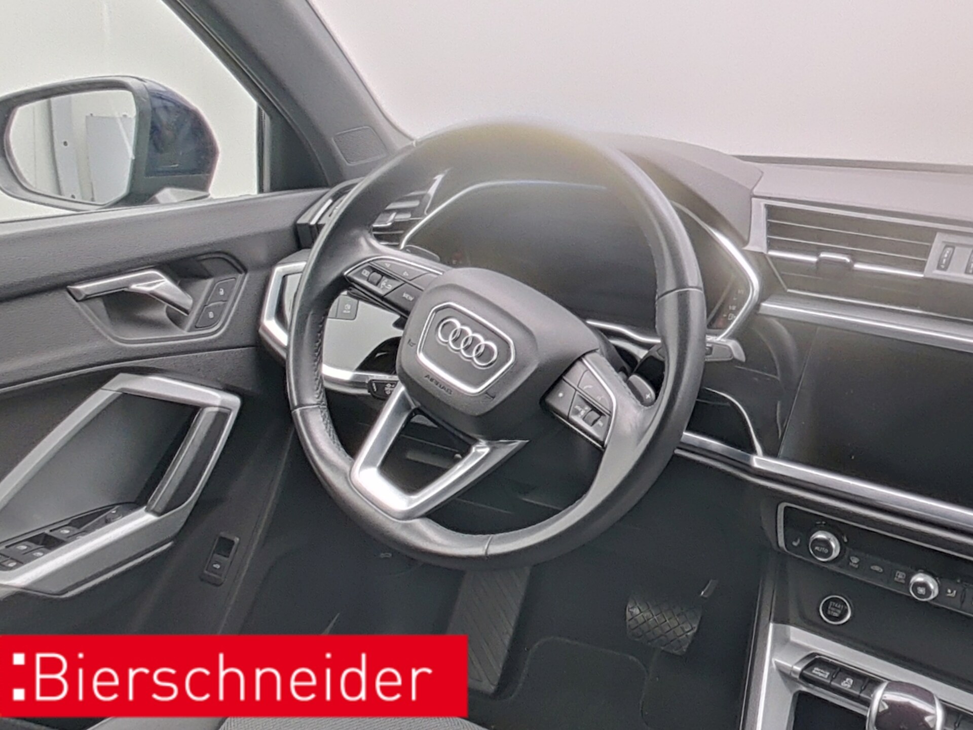 Audi Q3 SUV S line