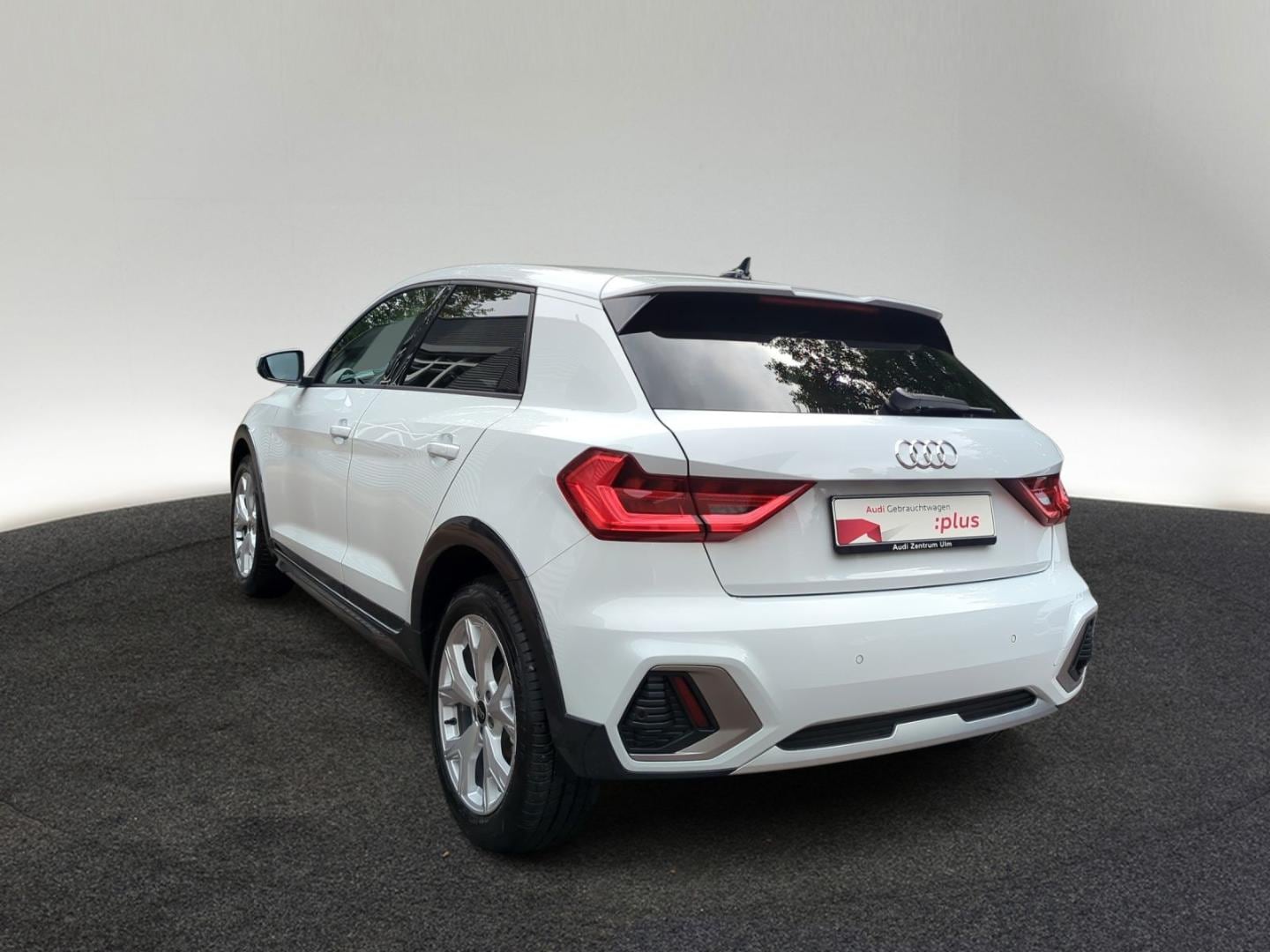 Bild über Audi A1 allstreet 30 TFSI Schaltgetriebe - für weitere Informationen kontaktieren Sie den Audi Partner