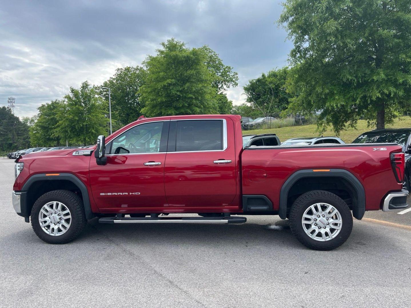 2024 GMC Sierra 2500HD SLT - Photo 9