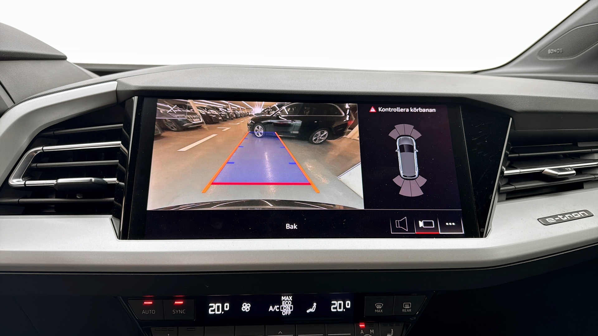 Bild som visar Audi Q4 e-tron Q4 45 e-tron quattro Proline 195,00 kW - för mer information kontakta din Audi Partner