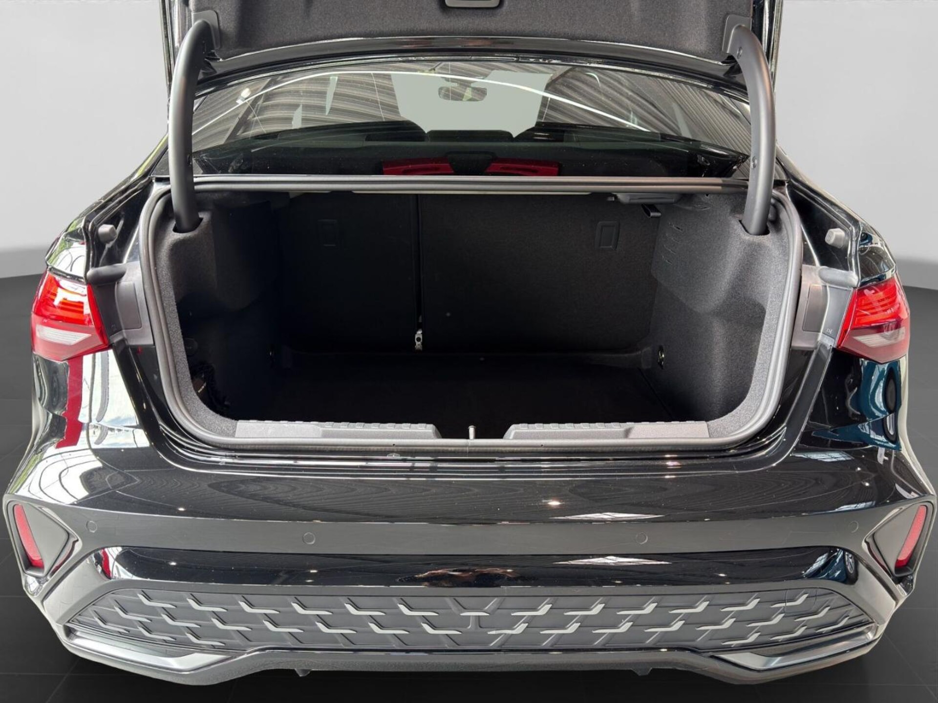 Audi A3 Limousine S line