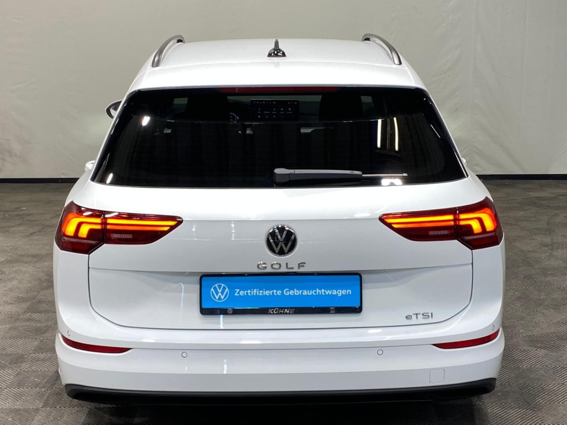 Volkswagen Golf Variant Life