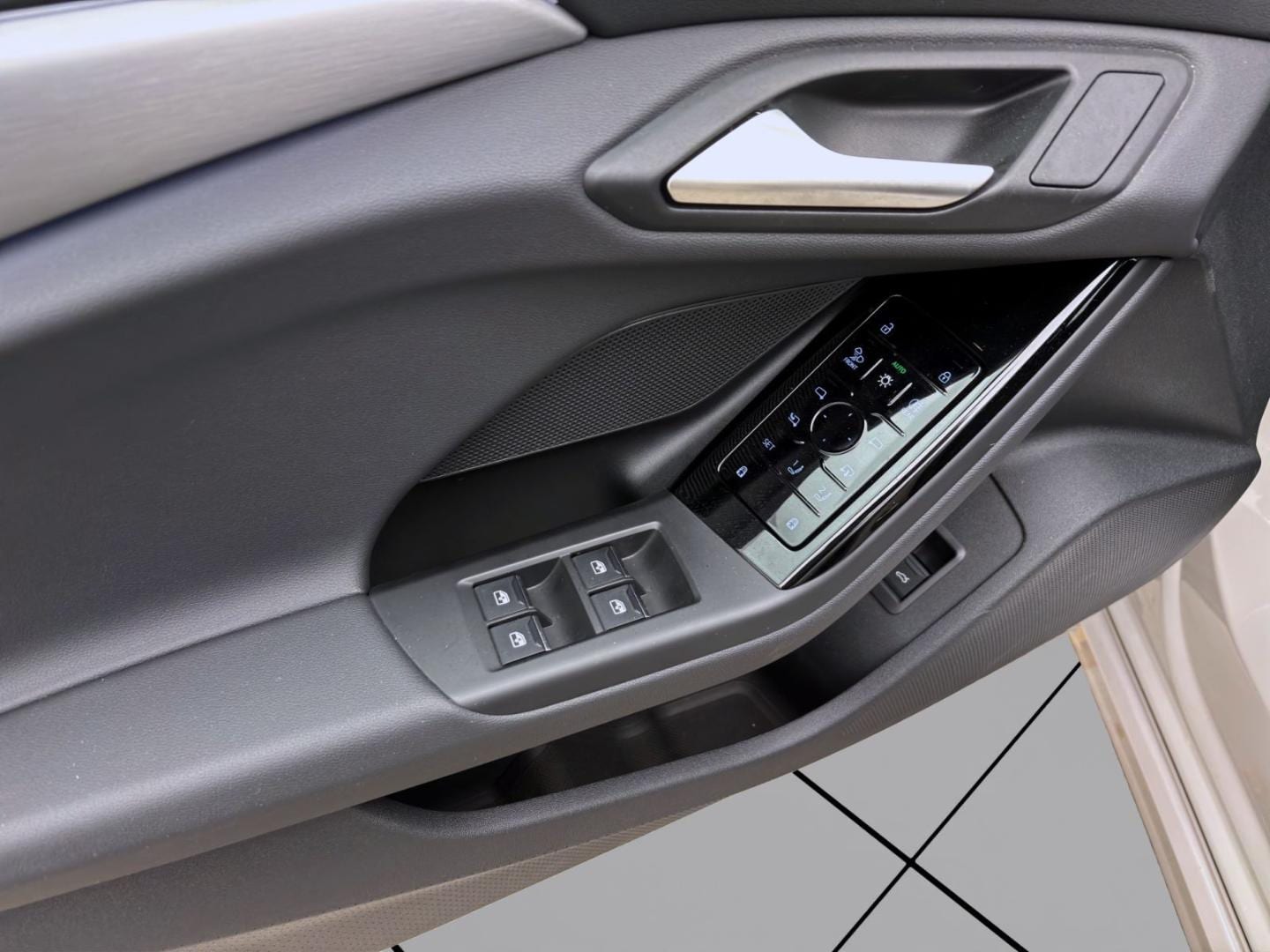 Bild über Audi A6 Avant e-tron e-tron 210 kW - für weitere Informationen kontaktieren Sie den Audi Partner