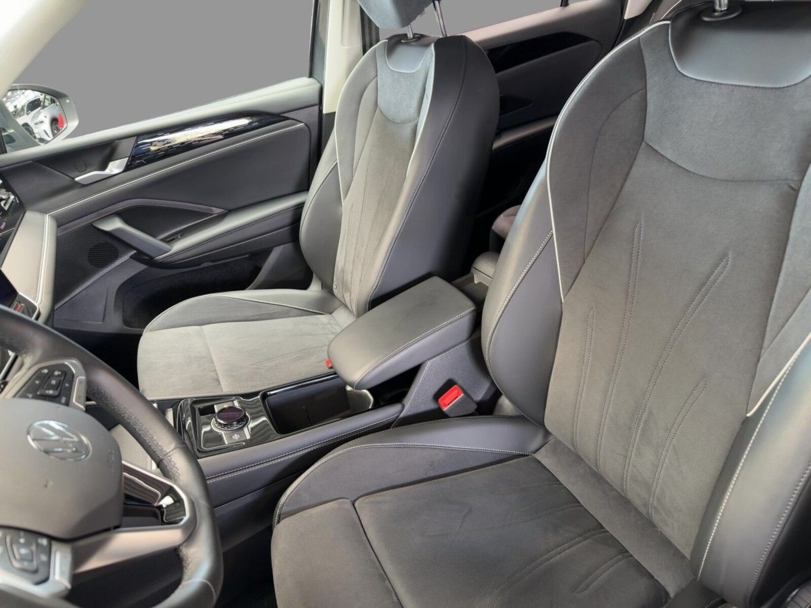 Volkswagen Tiguan – Bild 7
