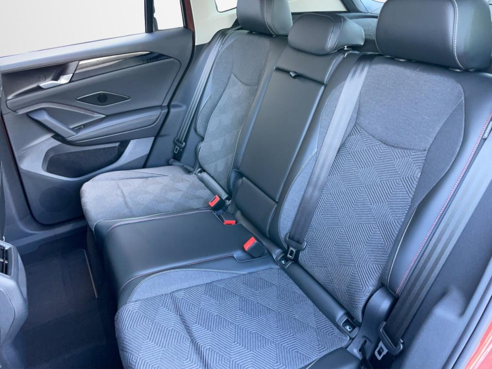 Volkswagen Tiguan – Bild 13