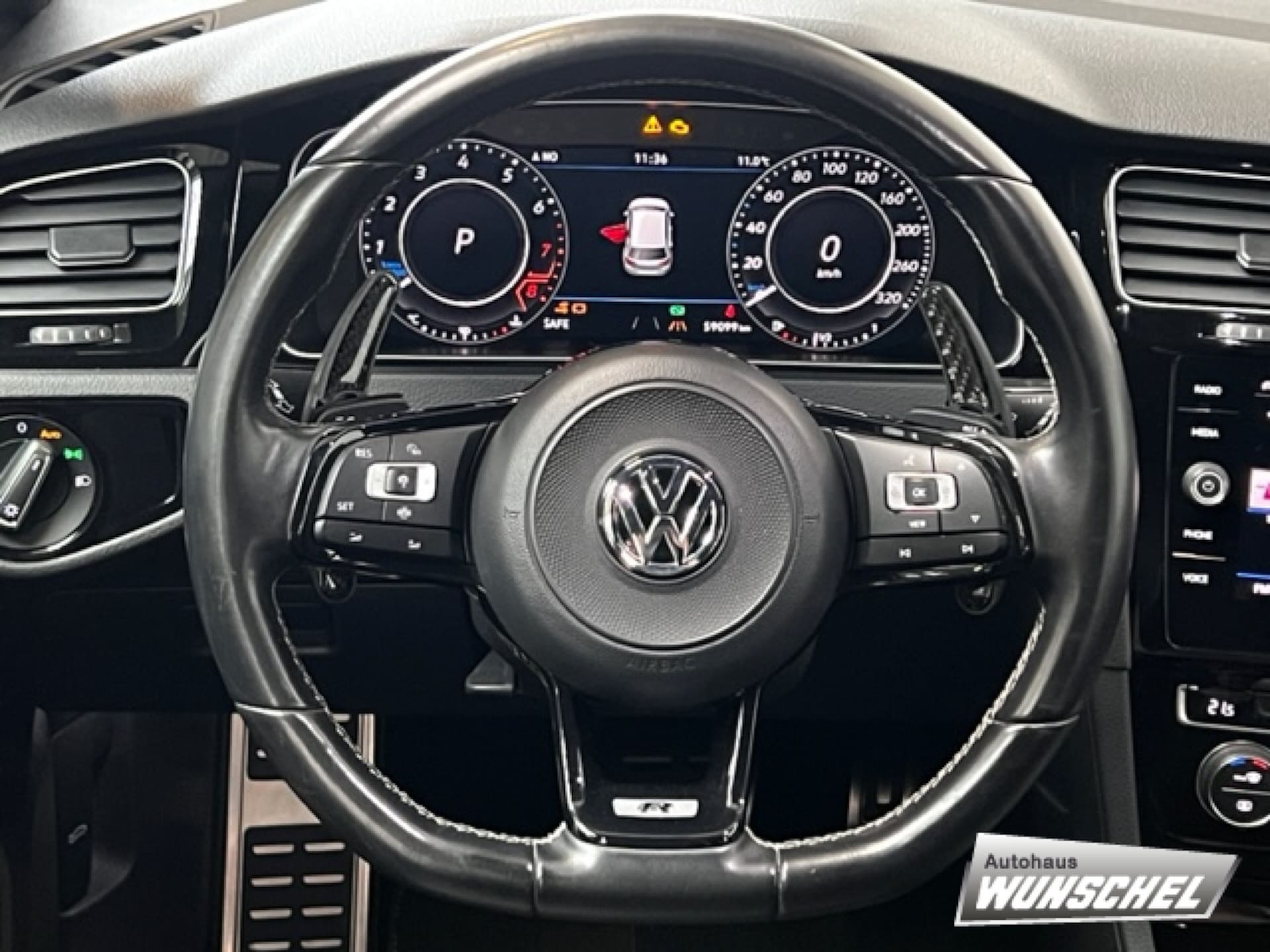 Volkswagen Golf R