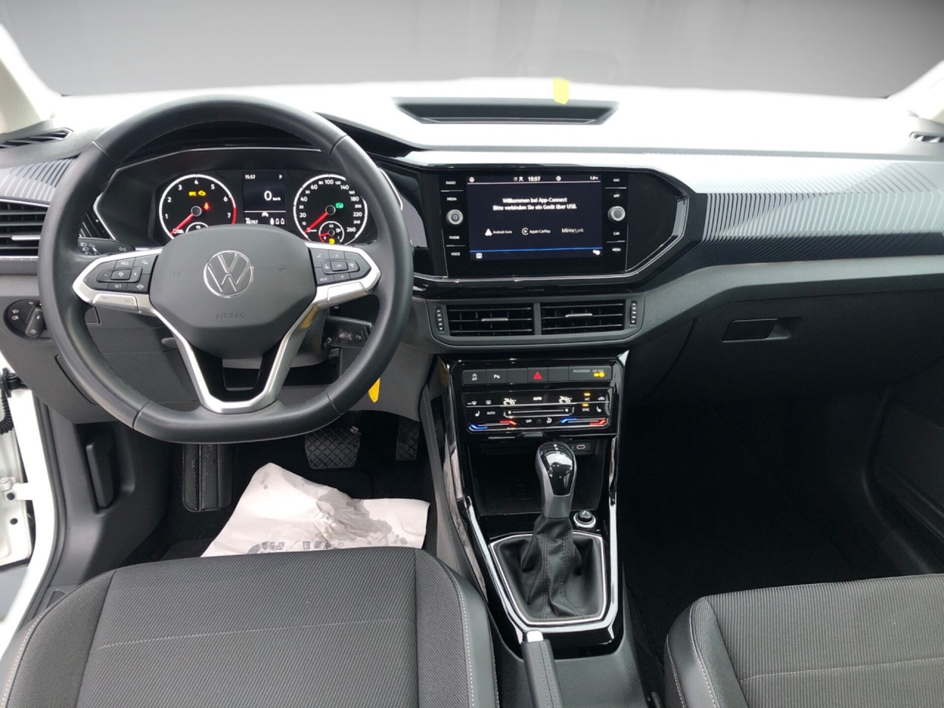 Volkswagen T-Cross Style