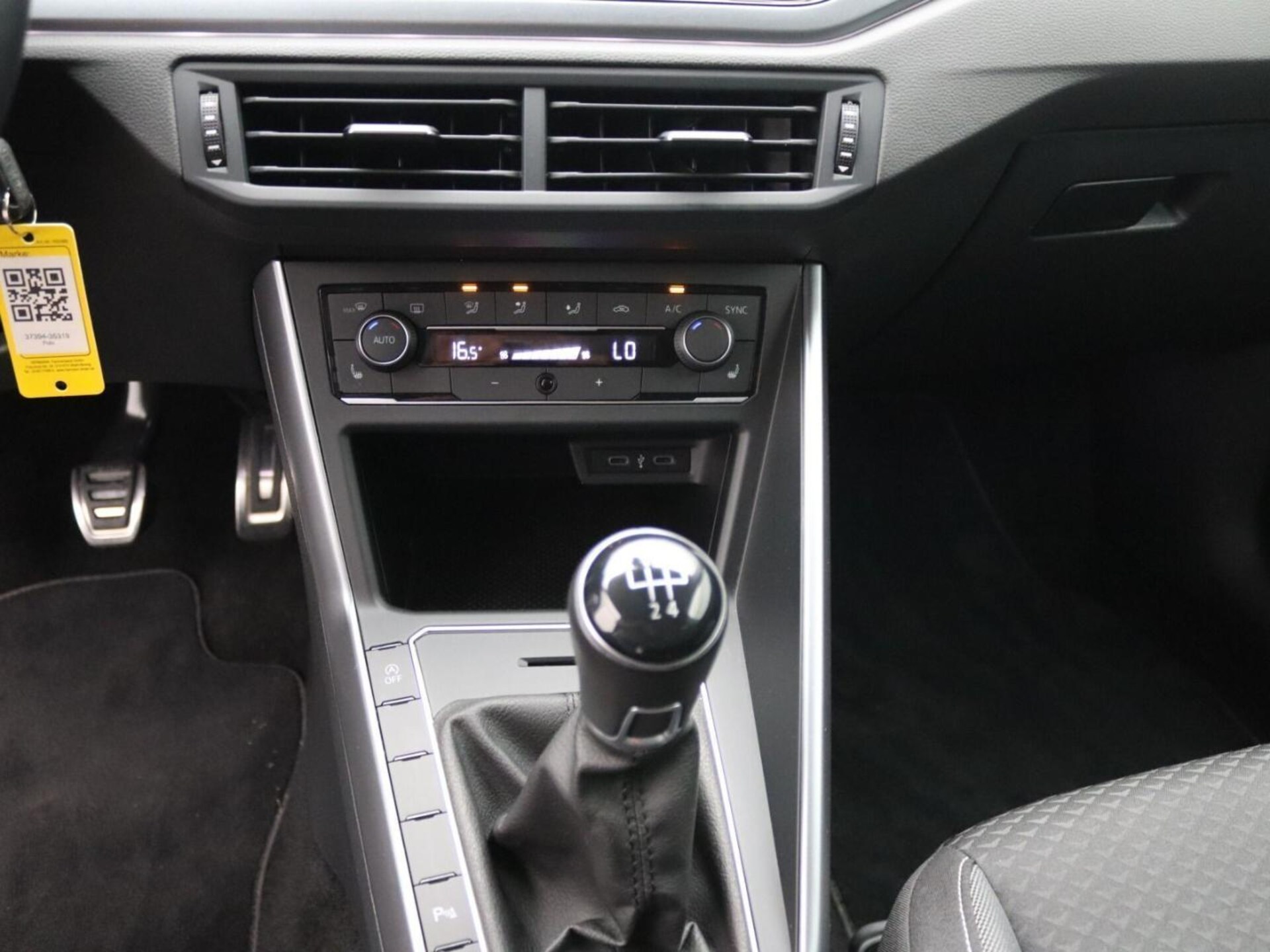 Volkswagen Polo Active