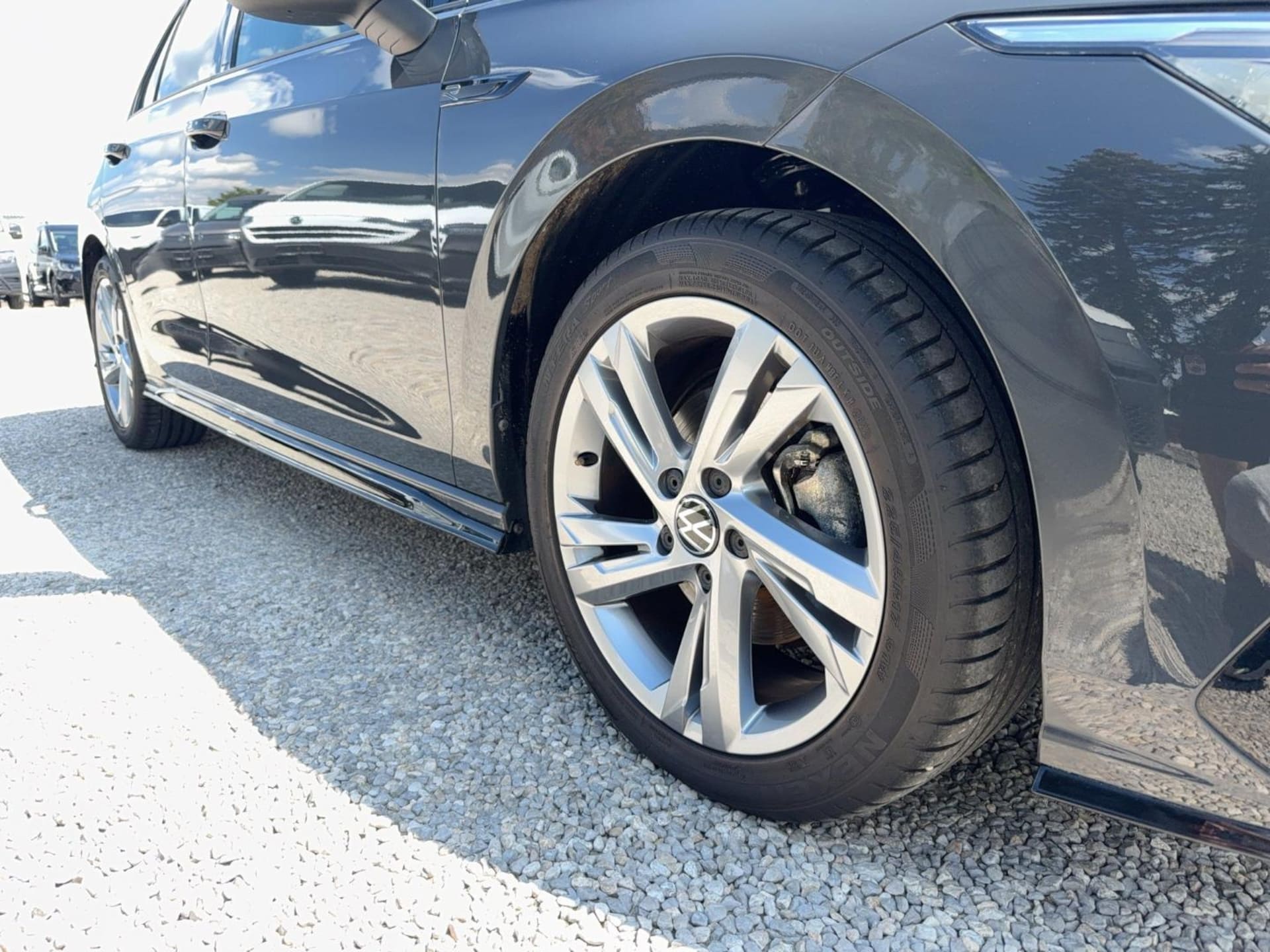 Volkswagen Golf R-Line
