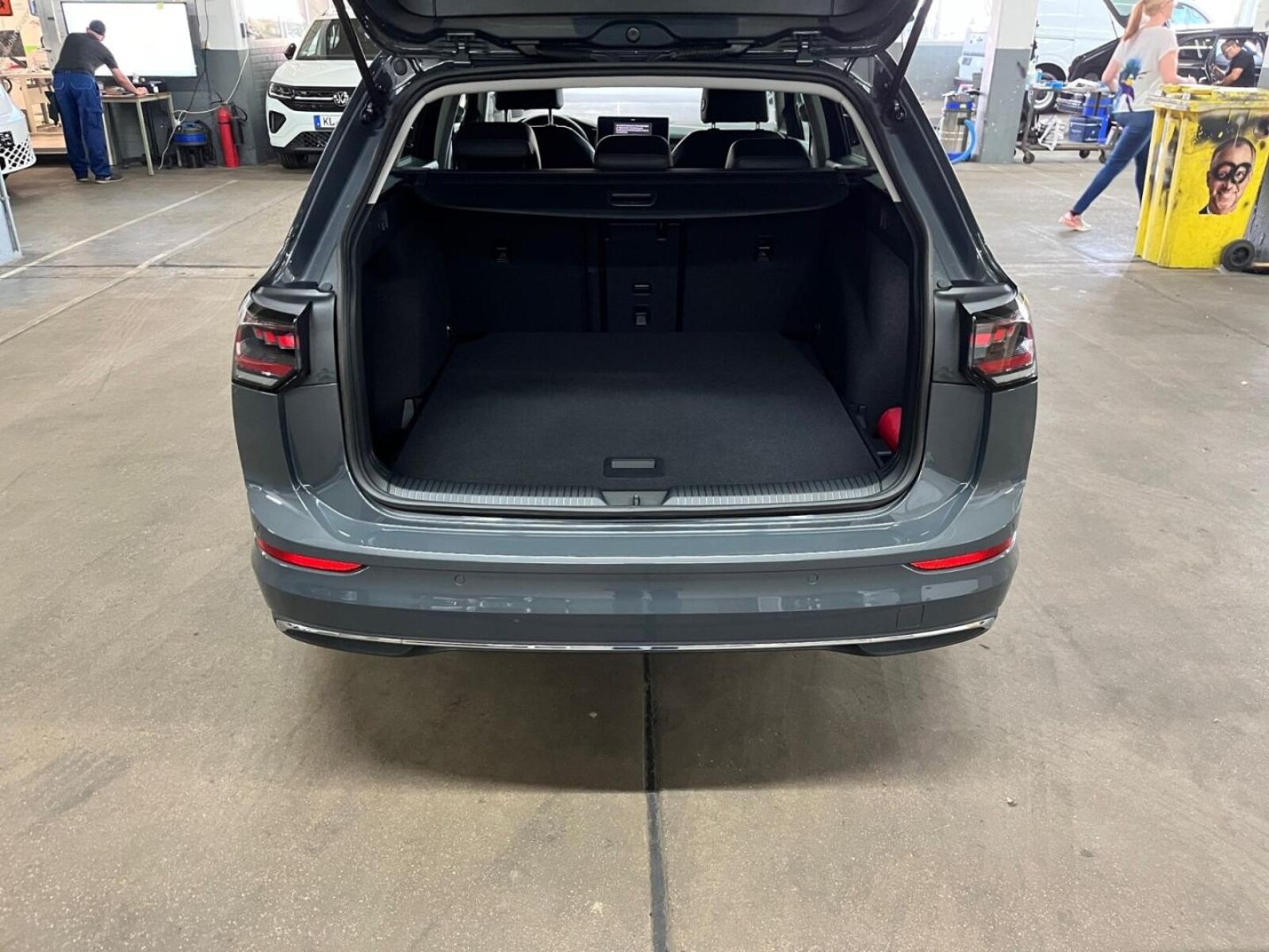 Volkswagen Golf Variant – Bild 9