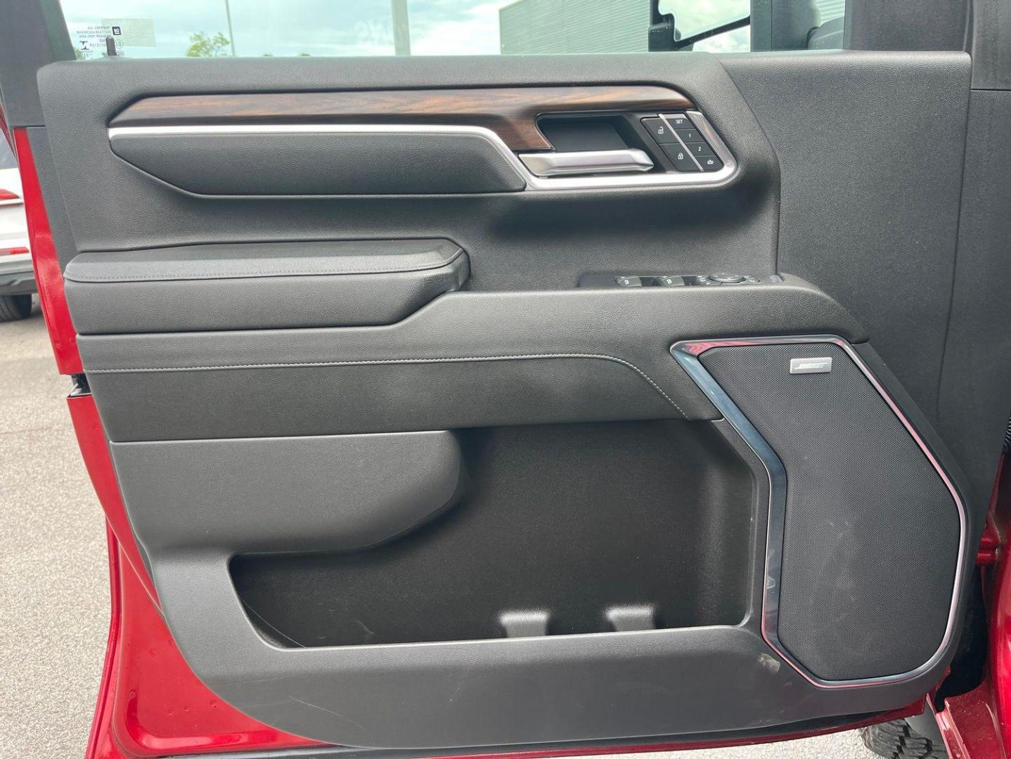 2024 GMC Sierra 2500HD SLT - Photo 11