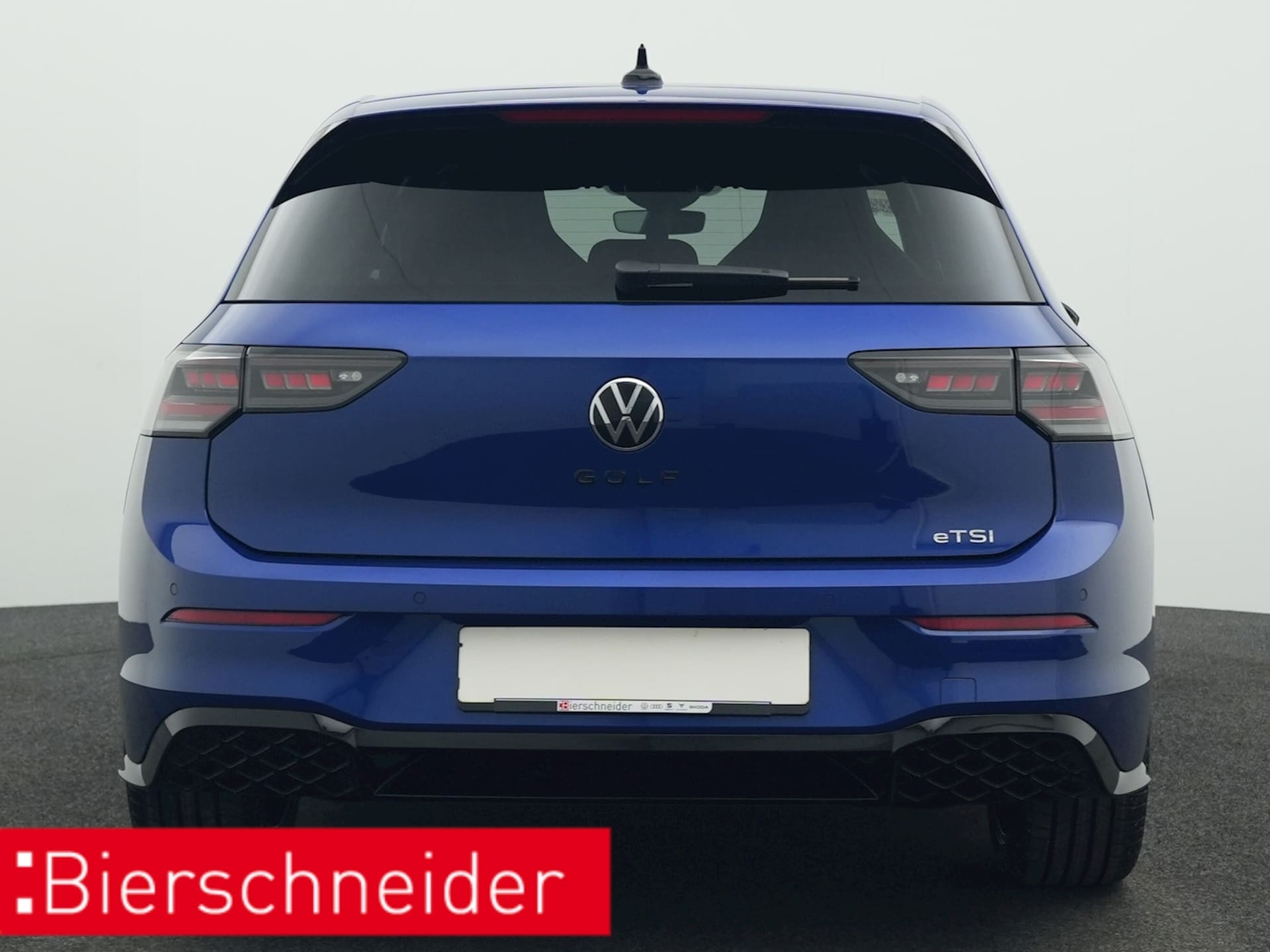 Volkswagen Golf R-Line