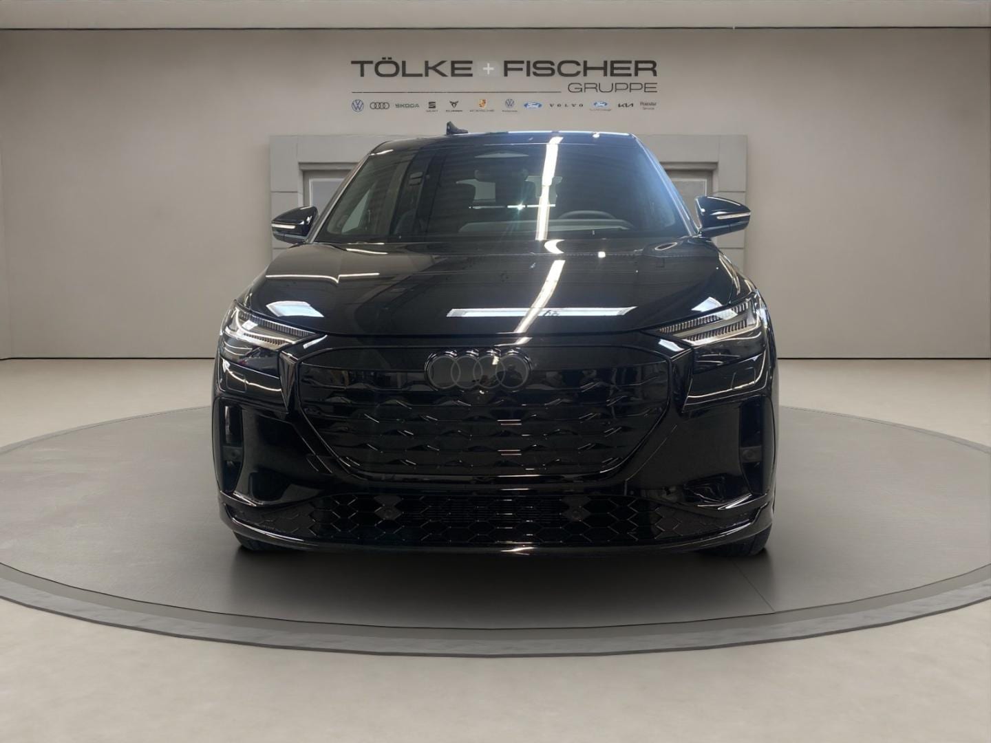 Bild über Audi Q4 Sportback e-tron e-tron quattro 220 kW - für weitere Informationen kontaktieren Sie den Audi Partner