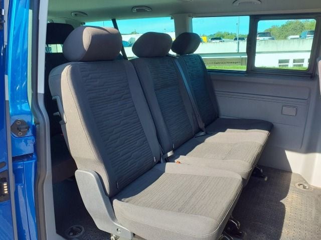 Volkswagen T6.1 Caravelle larger