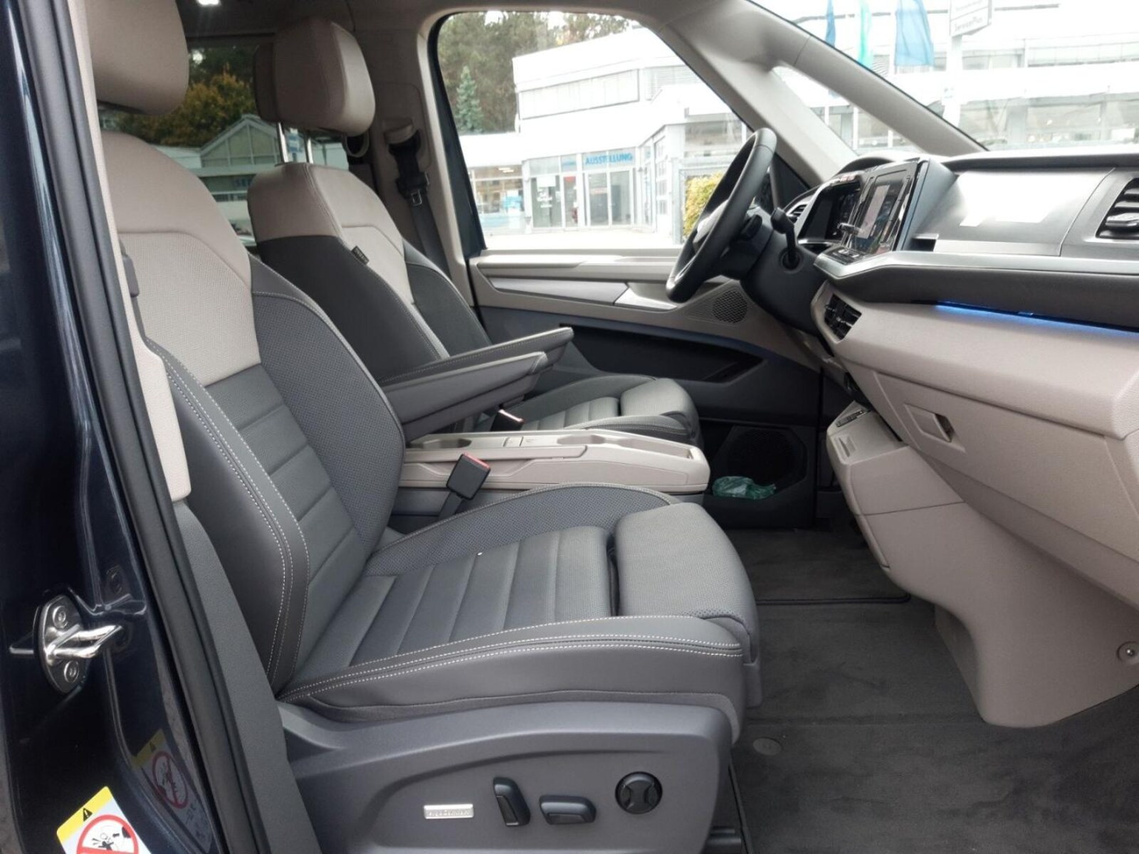 Volkswagen Multivan Langversion – Bild 10