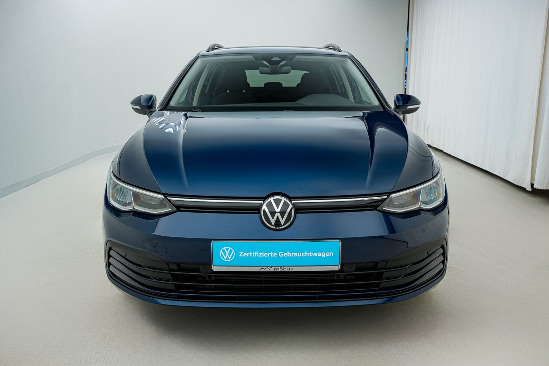 Volkswagen Golf Variant Life