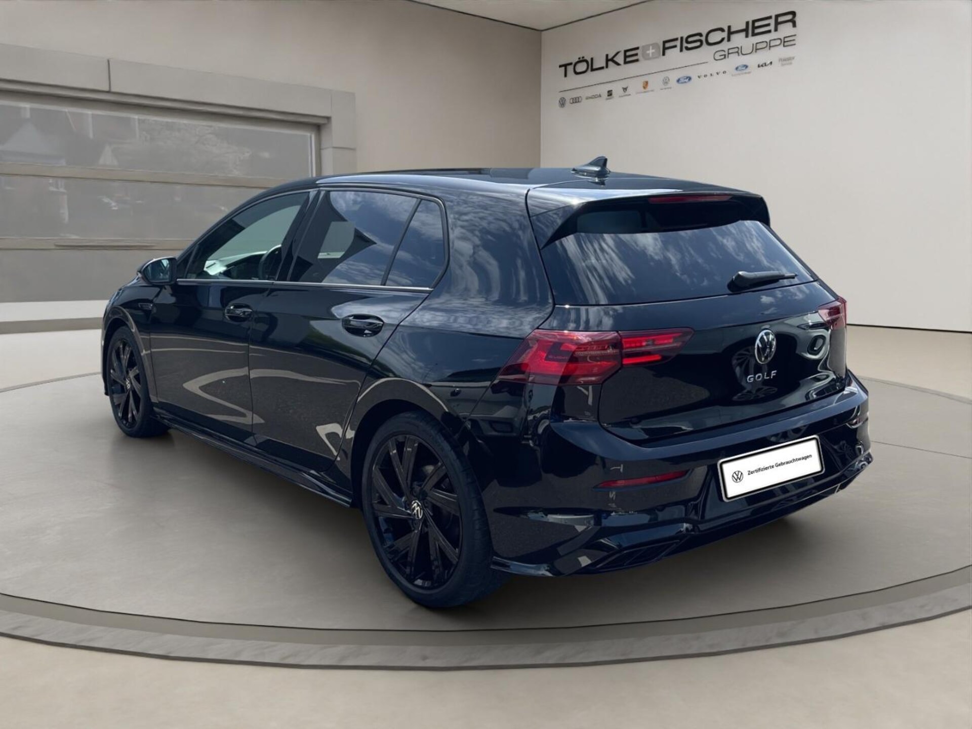 Volkswagen Golf R-Line