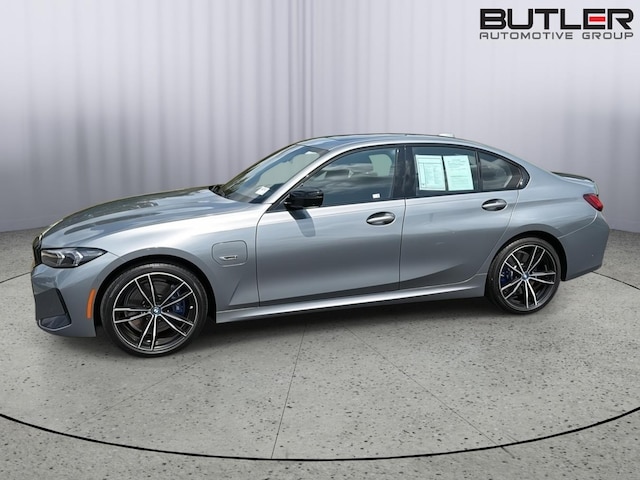 2023 BMW