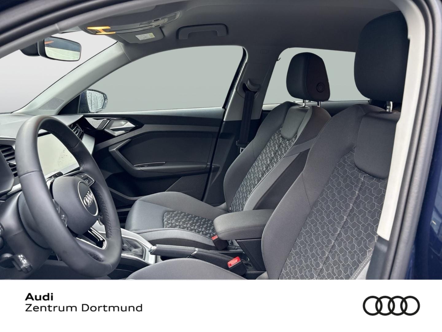 Bild über Audi A1 Sportback advanced 35 TFSI S tronic - für weitere Informationen kontaktieren Sie den Audi Partner