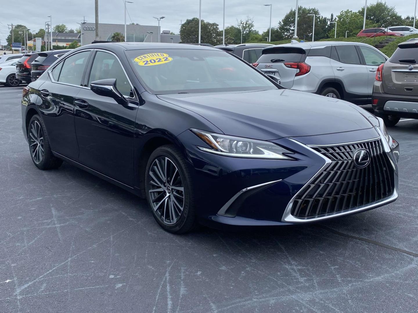 2022 Lexus ES 350 350's photo
