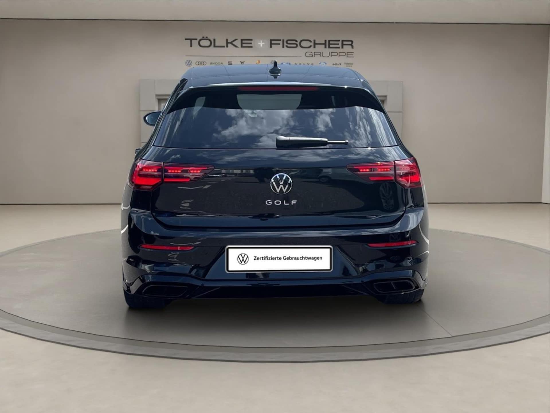 Volkswagen Golf R-Line