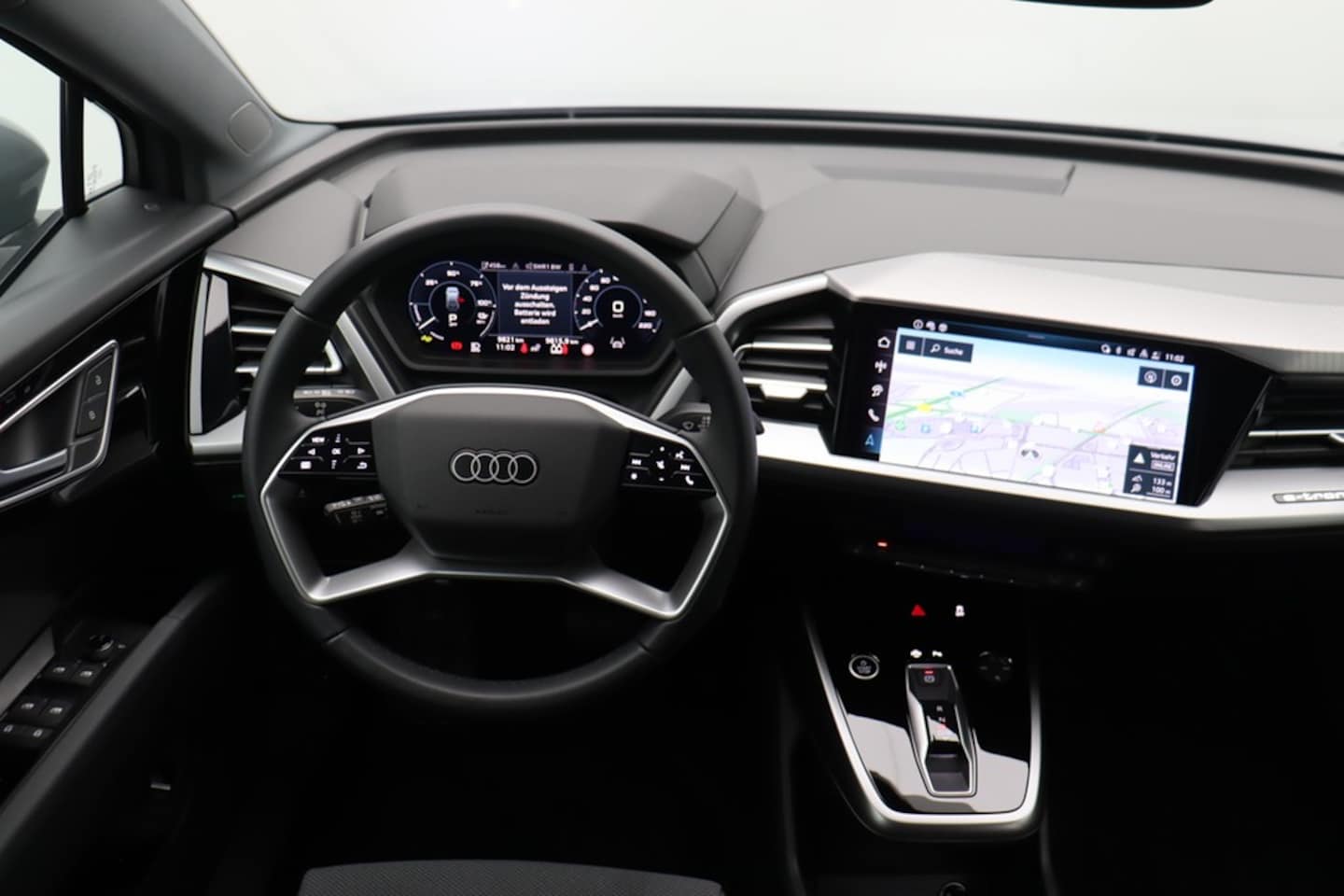 Bild über Audi Q4 e-tron 45 e-tron - für weitere Informationen kontaktieren Sie den Audi Partner