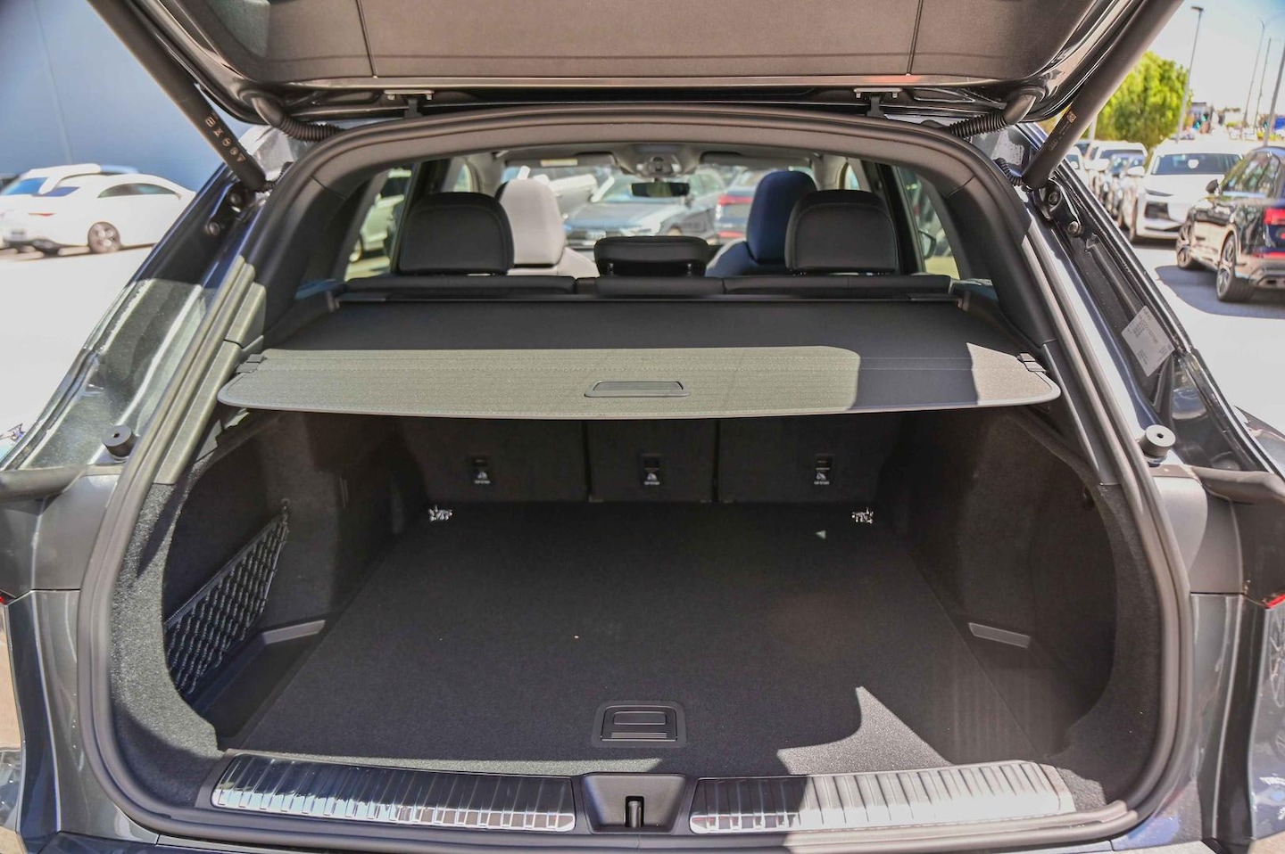 Image about Audi SQ5 SUV TFSI 270 kW edition one
