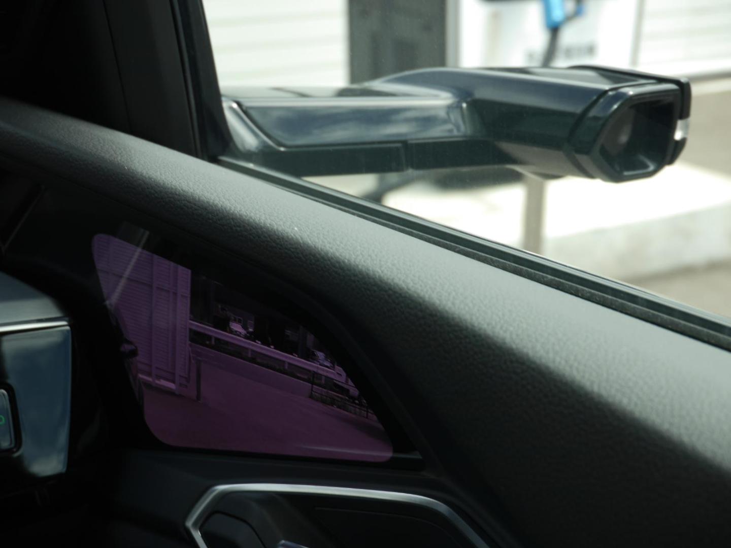 Image about Audi e-tron S e-tron S 370,00 kW