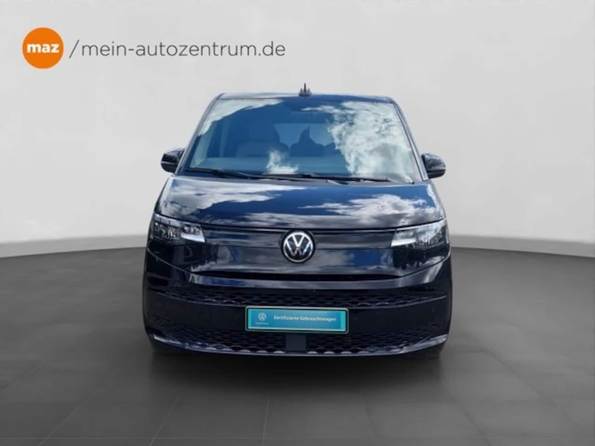 Volkswagen Multivan Langversion Basis-Modell