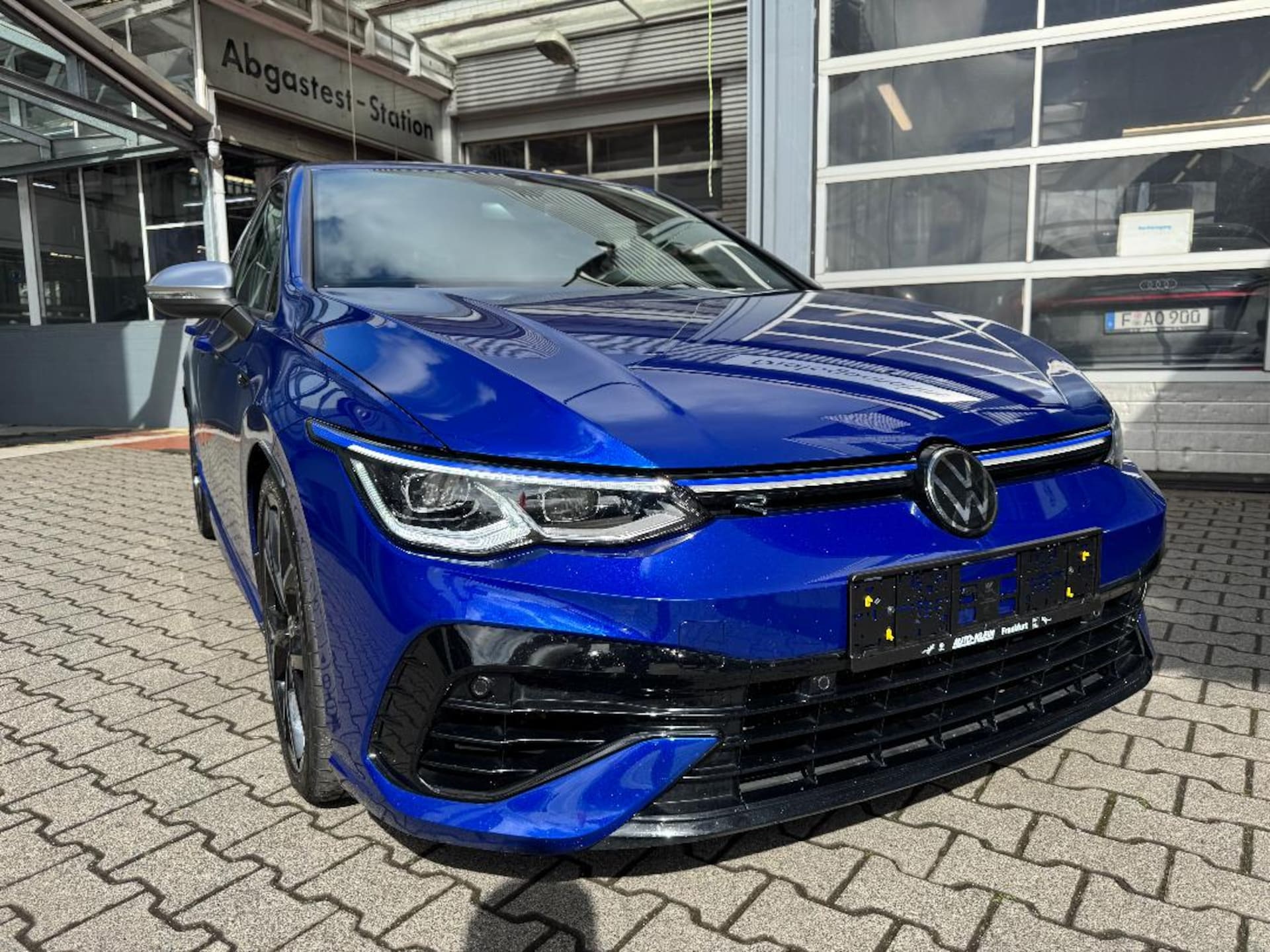 Volkswagen Golf R